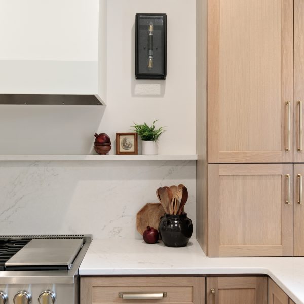 Seamless Style: The Pros and Cons of a Full-Height Backsplash